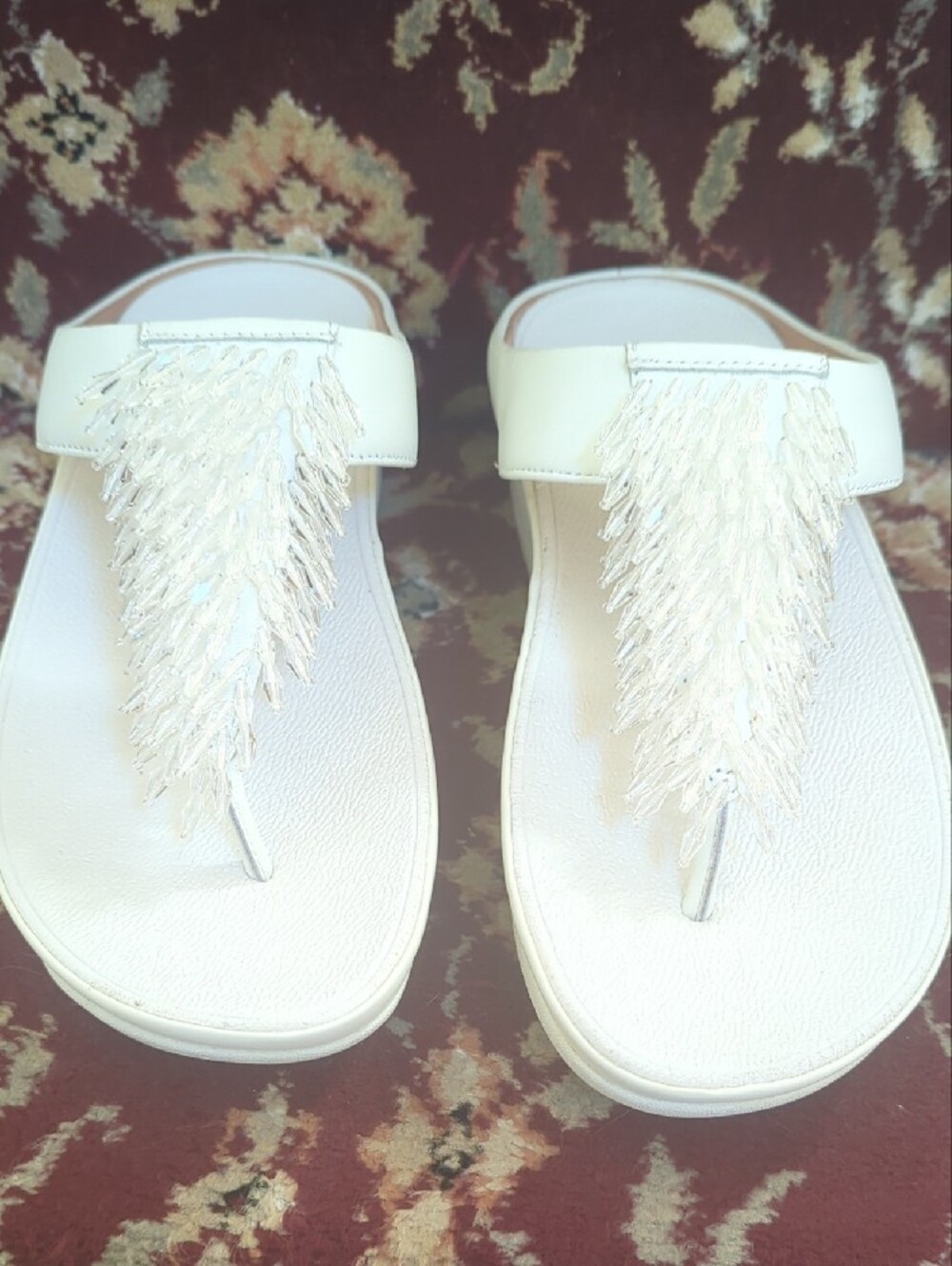 Fitflop Rumba White Fringe Thong Wedge Sandals. Size 5